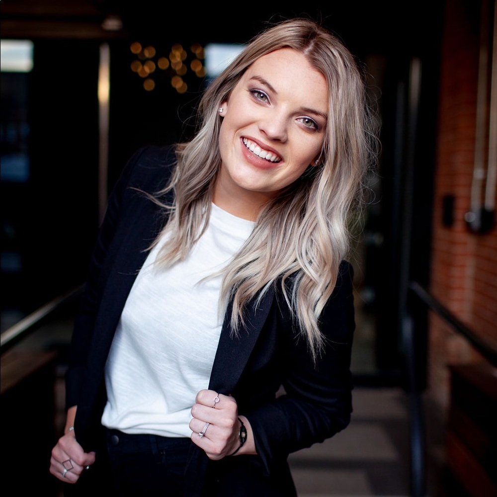 Meet your Posher, Madi